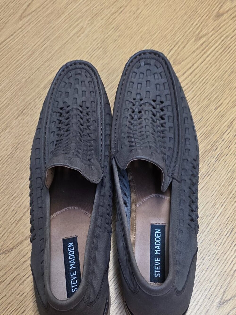Like New Steve Madden Gaetano Brown Woven Leather Loafers Men’s 9M Slip-On